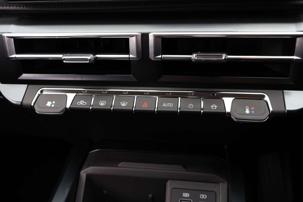 2026 LDV T60 Luxe SK85 4X4 image 17