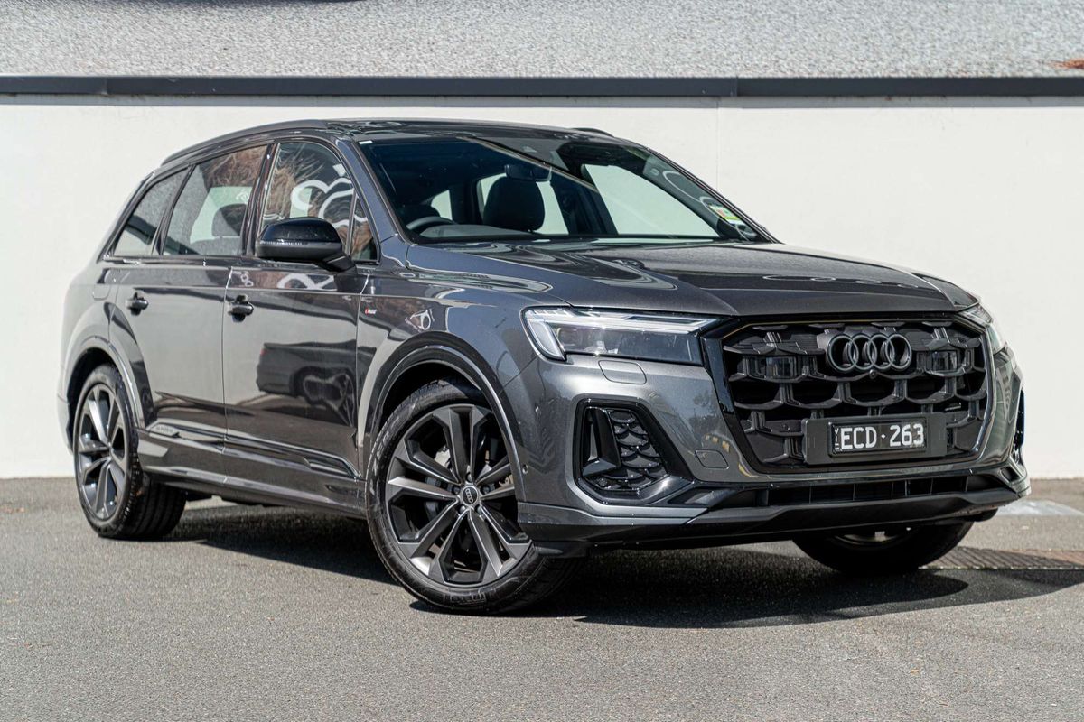 2026 Audi Q7 TDI 170kW S line edition 4M