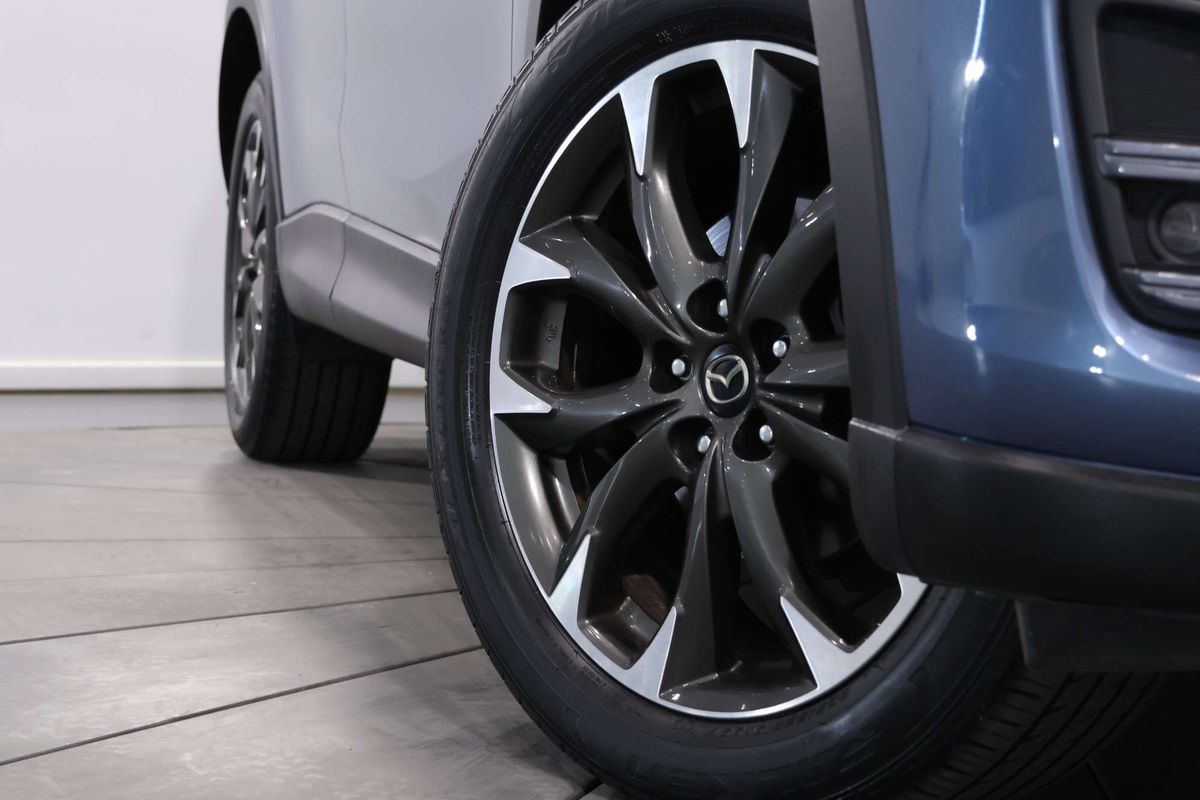2015 Mazda CX-5 Grand Touring KE Series 2