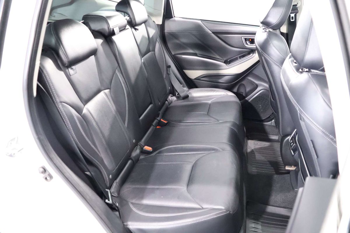 2023 Subaru Forester 2.5i-S S5