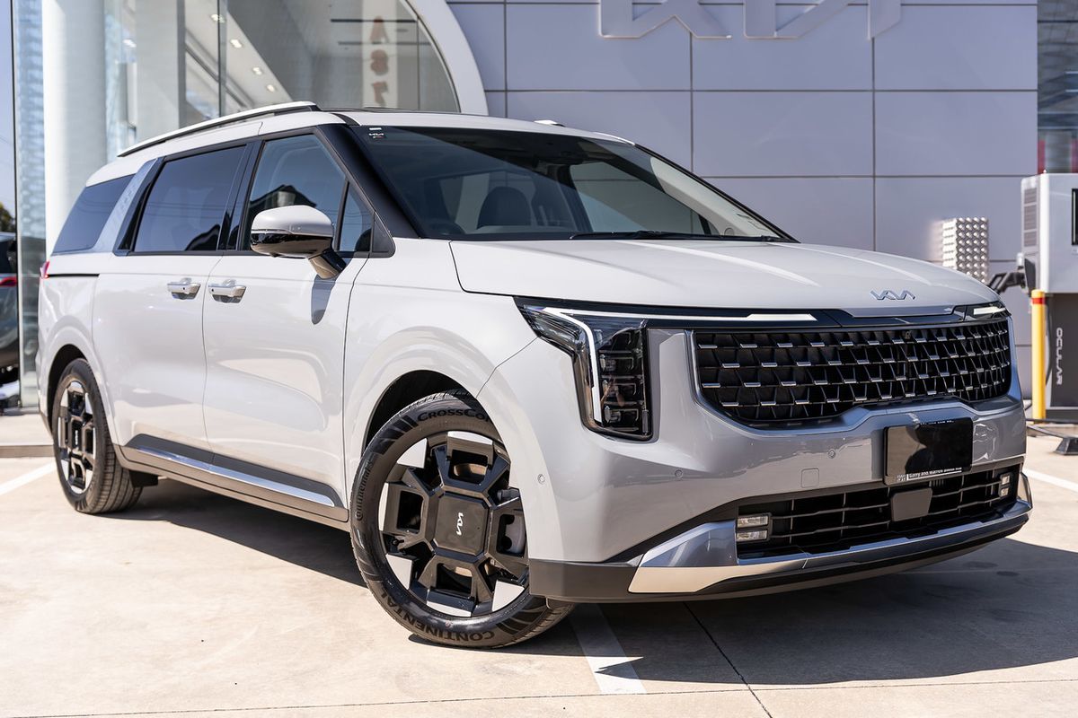 2025 Kia Carnival GT-Line KA4 PE