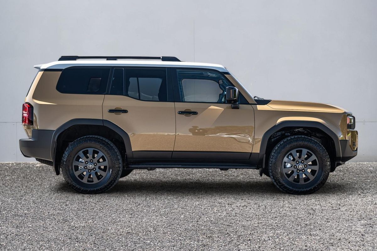 2025 Toyota Landcruiser Prado Altitude GDJ251R