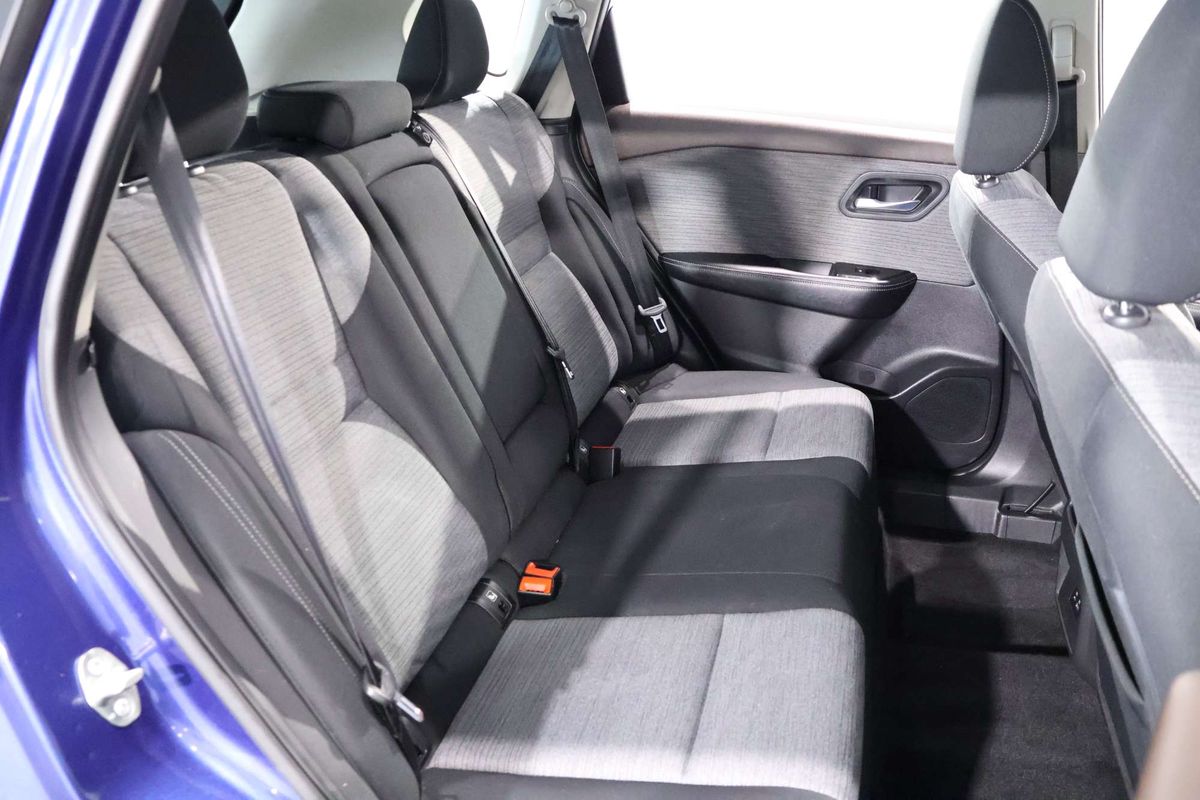 2024 Nissan X-TRAIL ST T33
