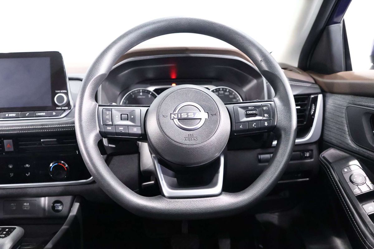 2024 Nissan X-TRAIL ST T33