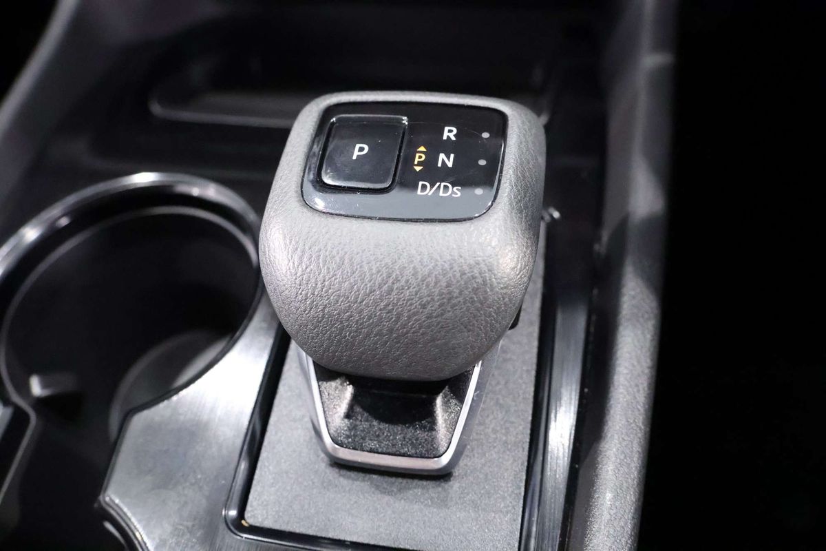 2024 Nissan X-TRAIL ST T33