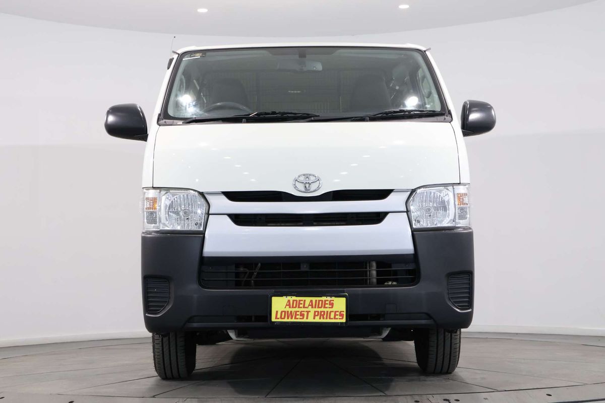 2016 Toyota Hiace TRH201R LWB