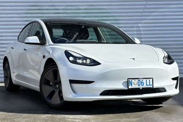 2023 Tesla Model 3 Rear-Wheel Drive