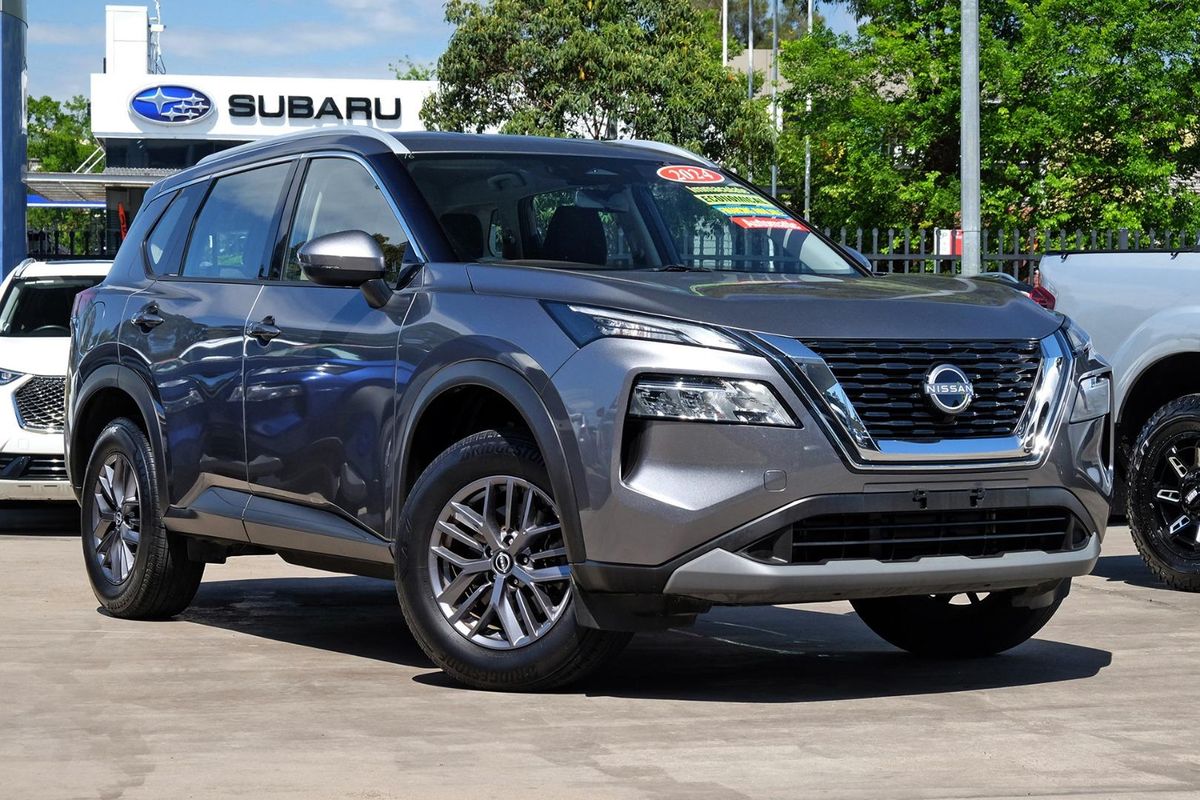 2024 Nissan X-TRAIL ST T33
