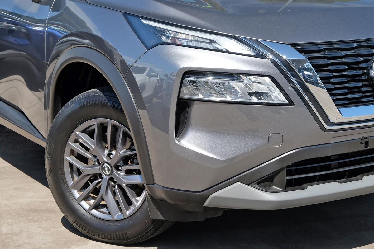 2024 Nissan X-TRAIL ST T33