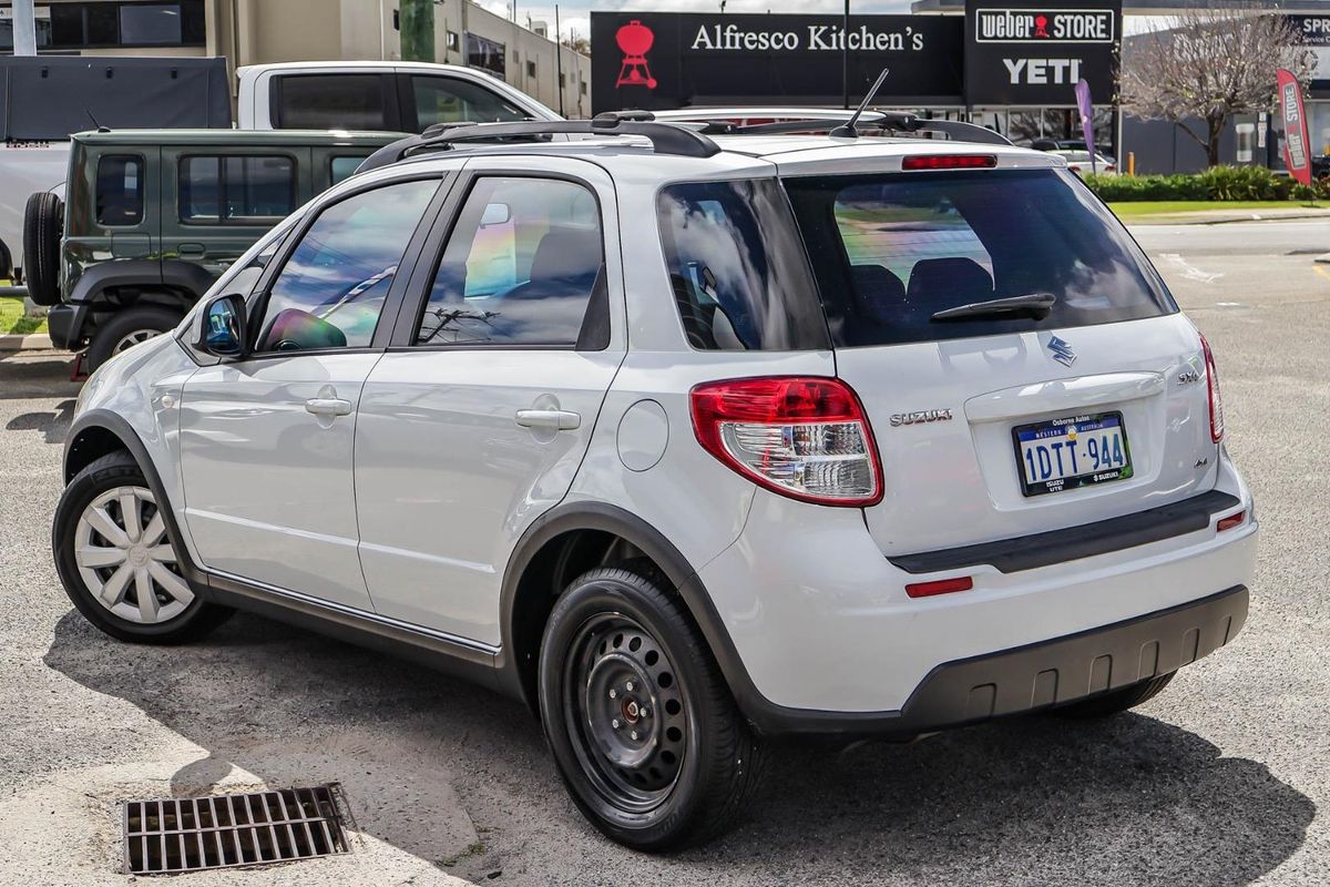 2011 Suzuki SX4 GYB