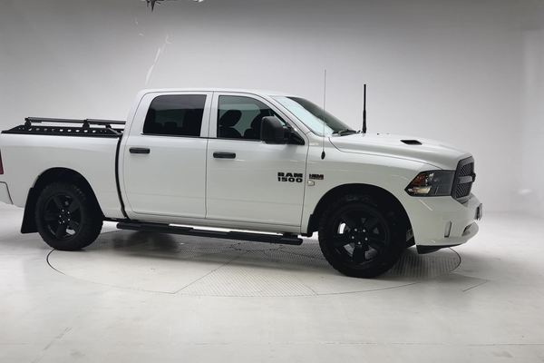 2021 RAM 1500 Express DS 4X4 SWB thumb-3