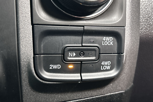 2021 RAM 1500 Express DS 4X4 SWB thumb-17