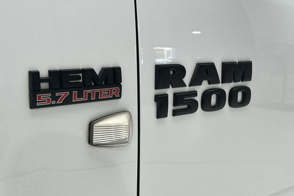 2021 RAM 1500 Express DS 4X4 SWB thumb-21