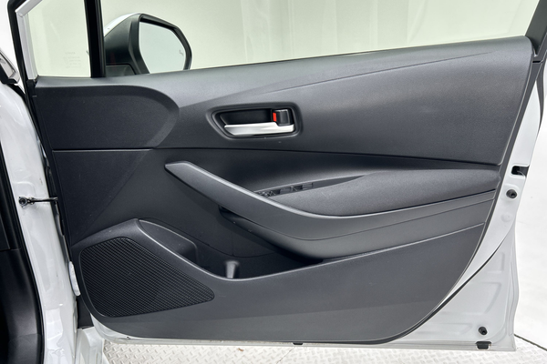 2023 Toyota Corolla SX Hybrid ZWE219R thumb-18