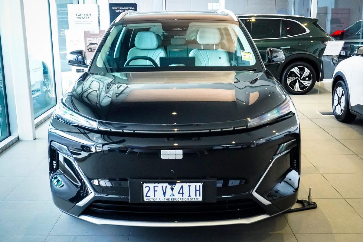 2026 Geely Starray EM-i Inspire Extended Range P145