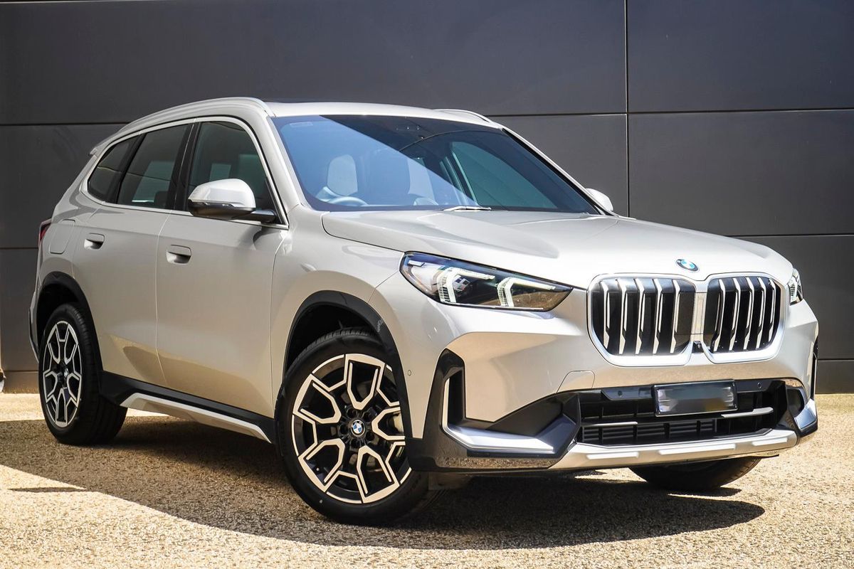2025 BMW X1 sDrive18i U11