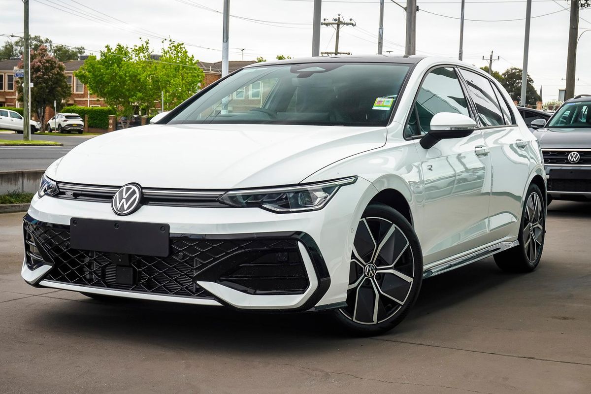 2026 Volkswagen Golf 110TSI R-Line 8.5