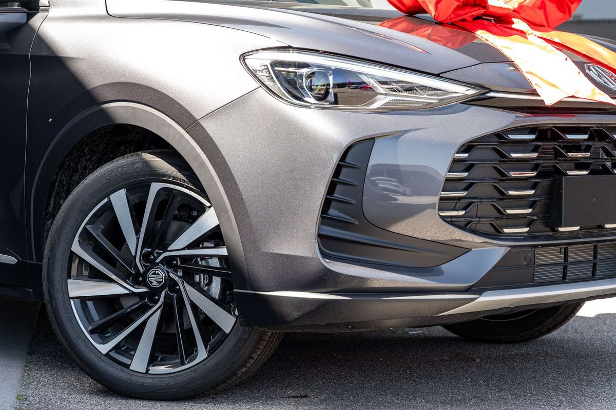 2026 MG ZS Essence Hybrid+ ZS32