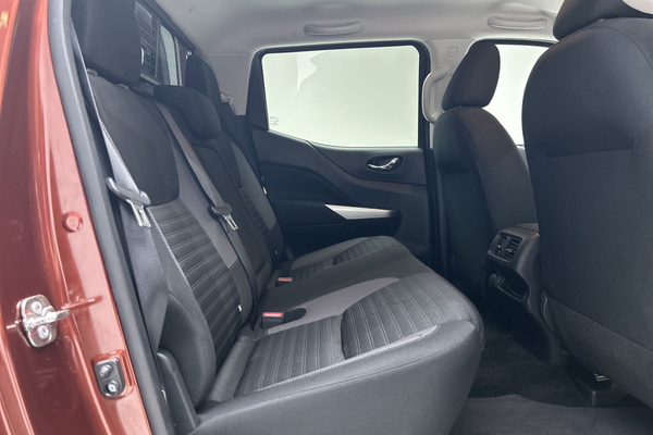 2021 Nissan Navara ST-X D23 4X4 thumb-11