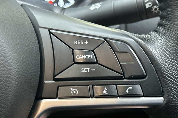 2021 Nissan Navara ST-X D23 4X4 thumb-14