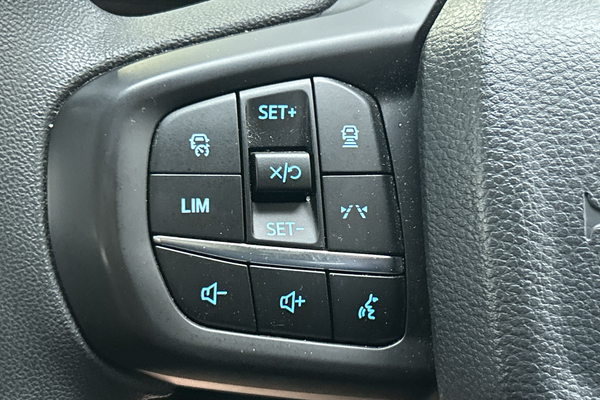2025 Ford Ranger XL 4X4 2.0L thumb-13