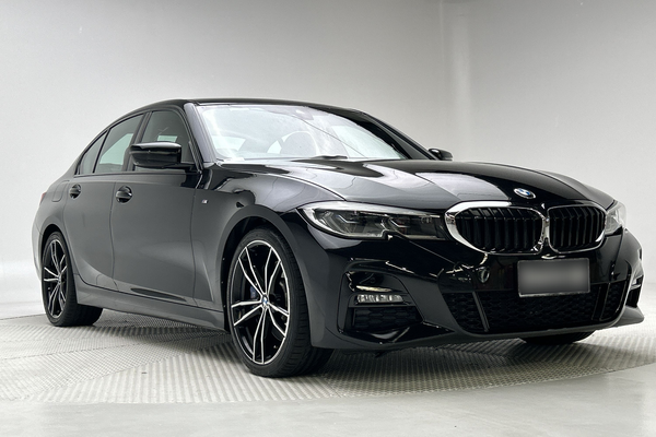 2022 BMW 3 Series 330i Luxury Line G20
