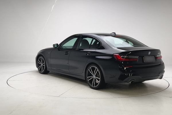 2022 BMW 3 Series 330i Luxury Line G20 thumb-1