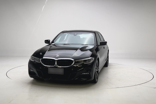 2022 BMW 3 Series 330i Luxury Line G20 thumb-5