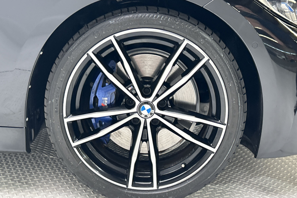 2022 BMW 3 Series 330i Luxury Line G20 thumb-9