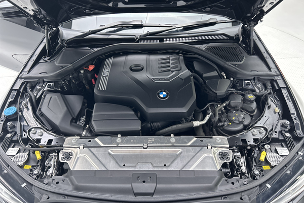 2022 BMW 3 Series 330i Luxury Line G20 thumb-10