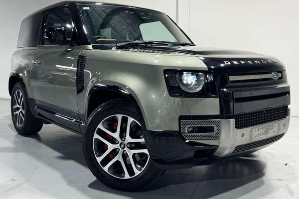 2022 Land Rover Defender 90 P400 X L663