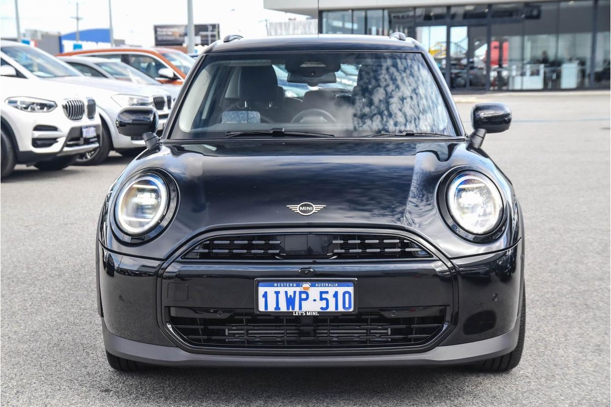2026 MINI 5 Door Hatch