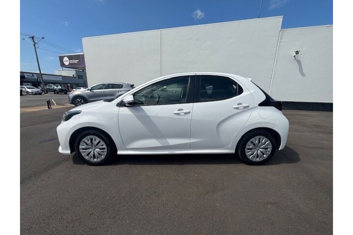 2024 Toyota Yaris Ascent Sport MXPA10R