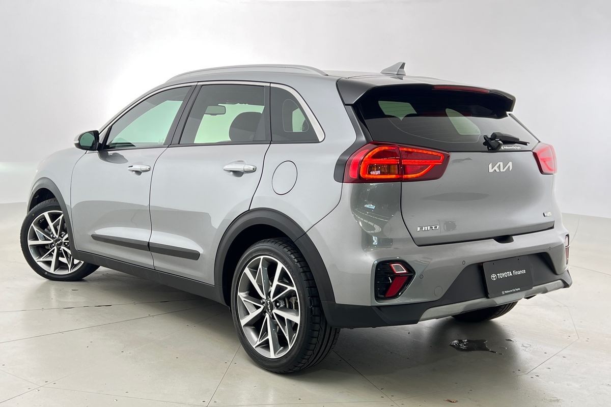 2021 Kia Niro Hybrid Sport DE
