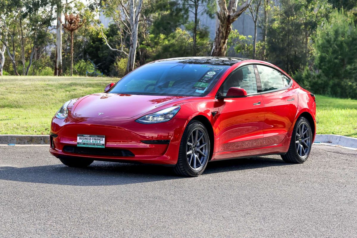 2021 Tesla Model 3 Standard Range Plus