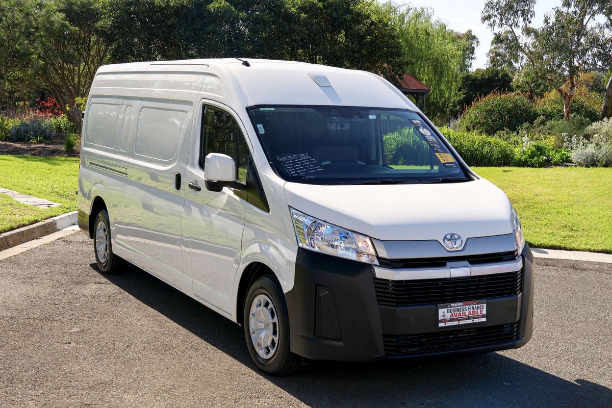 2025 Toyota Hiace GDH320R ELWB High Roof image 9