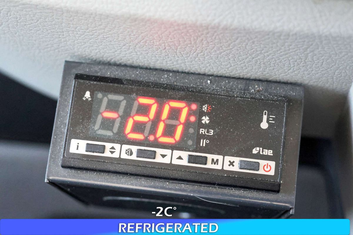 2023 Toyota Hiace GDH300R LWB image 2