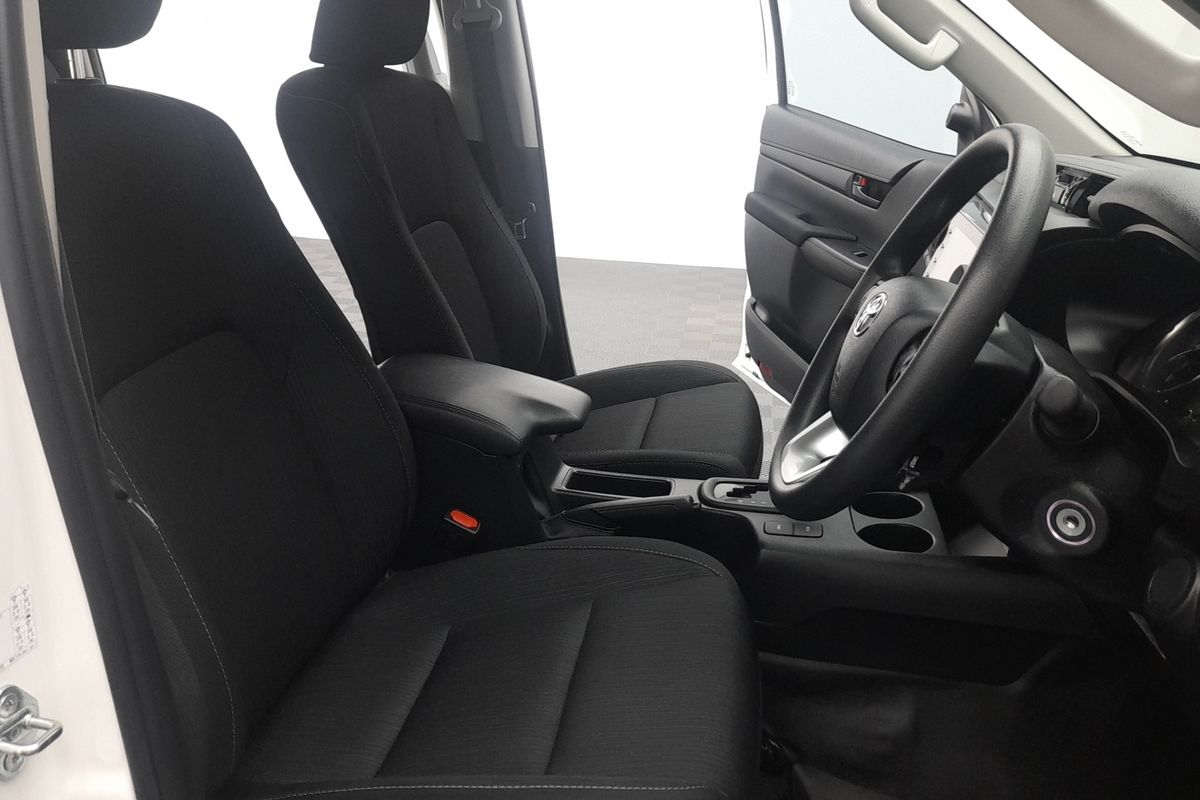 2022 Toyota Hilux SR GUN126R 4X4