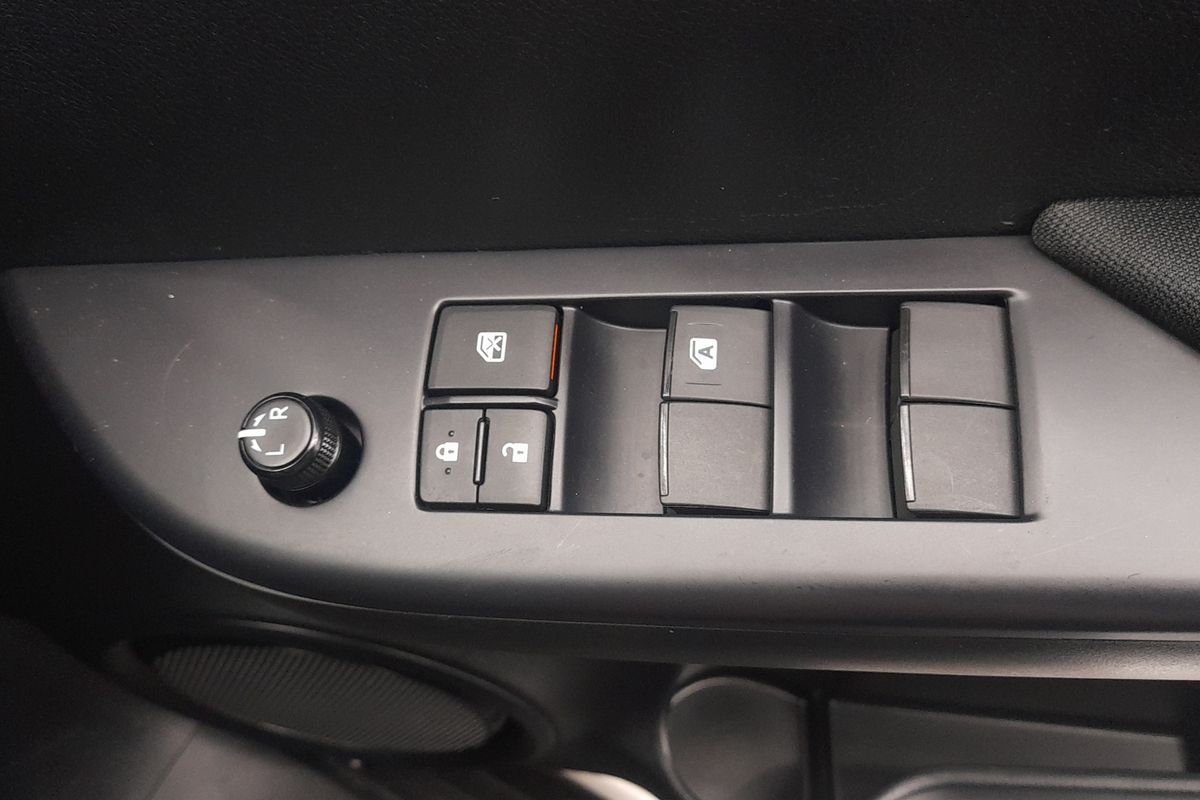 2022 Toyota Hilux SR GUN126R 4X4