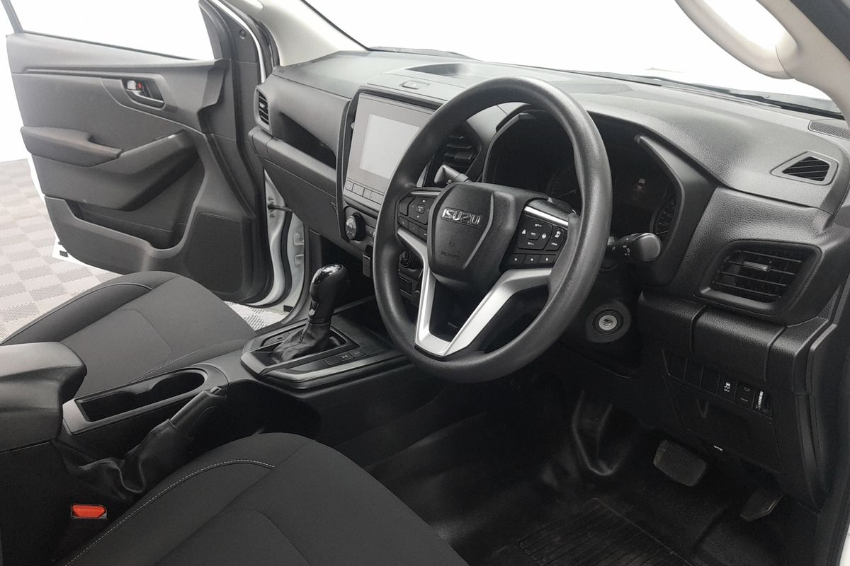 2022 Isuzu D-MAX SX 4X4