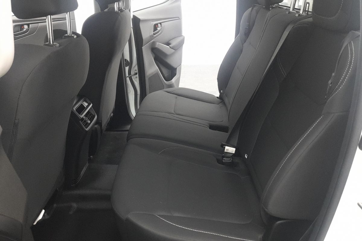 2022 Isuzu D-MAX SX 4X4