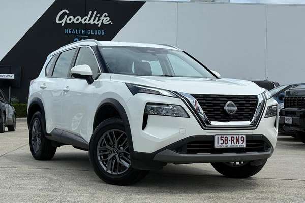 2024 Nissan X-TRAIL ST T33