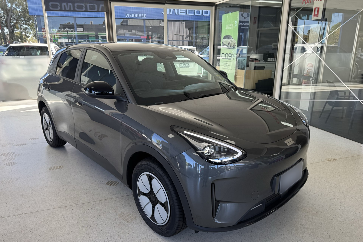 2026 Geely EX2 Complete E22H