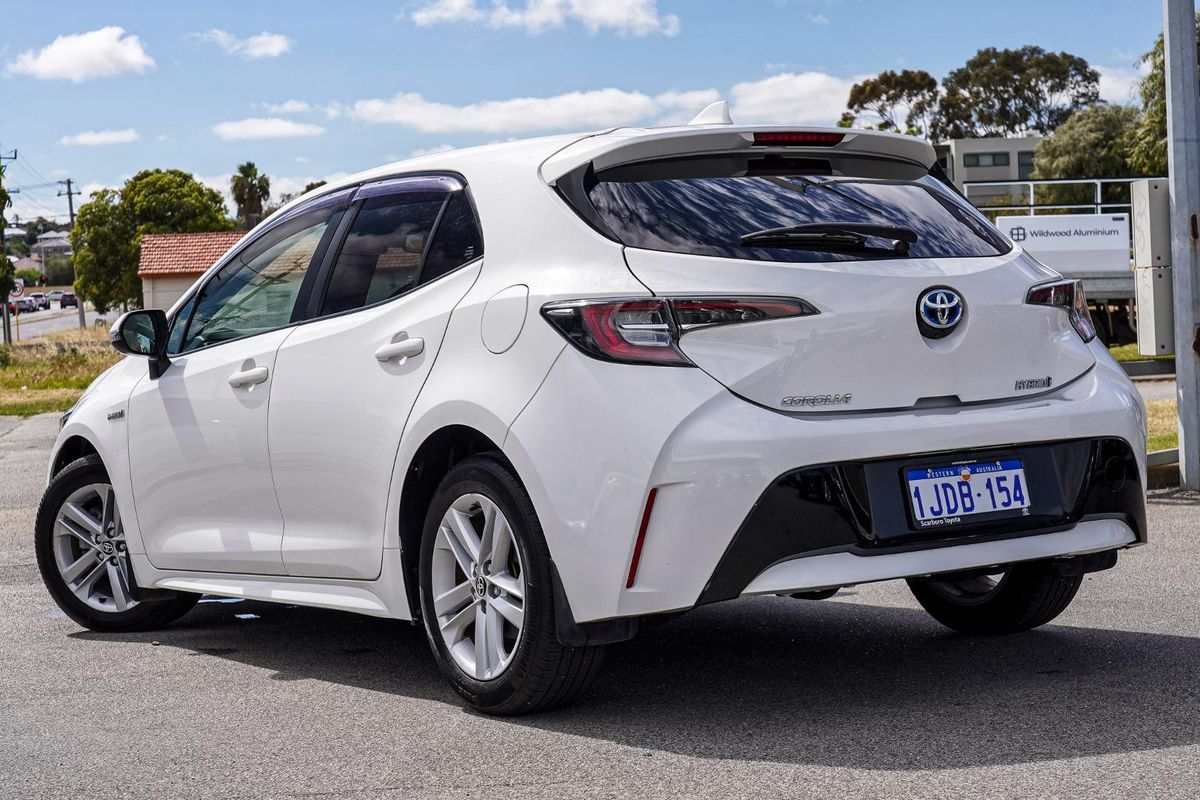 2018 Toyota Corolla Ascent Sport Hybrid ZWE211R