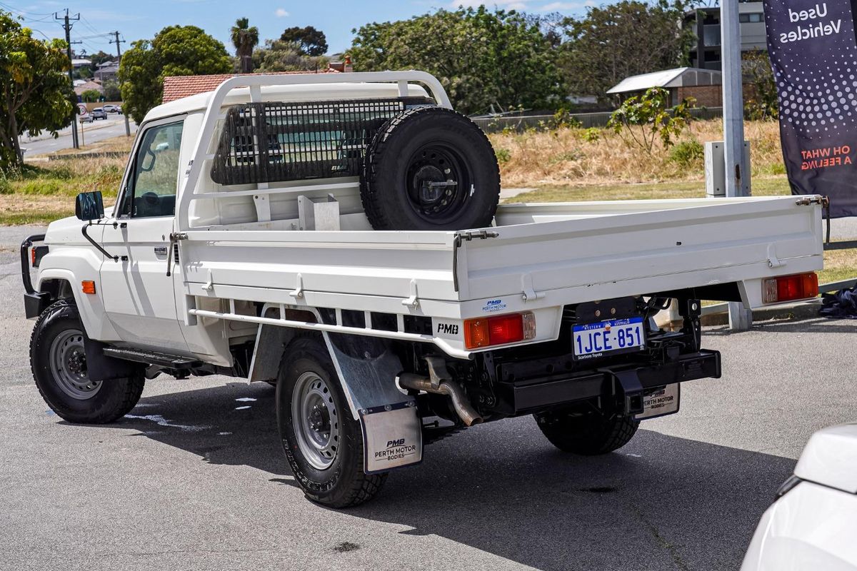 2024 Toyota Landcruiser Workmate VDJL79R 4X4