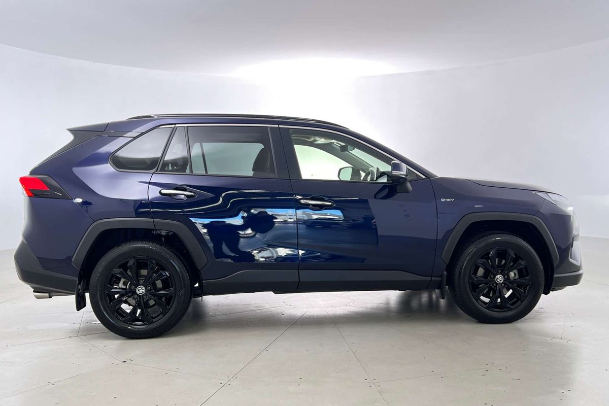 2025 Toyota RAV4 Cruiser AXAH52R