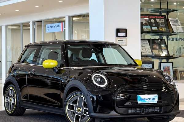 2021 MINI Hatch Cooper SE Classic F56 LCI-2