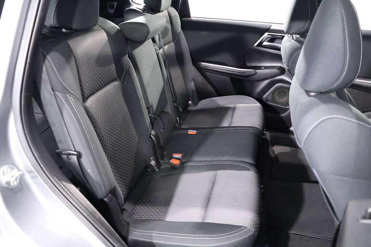 2022 Mitsubishi Outlander ES ZM