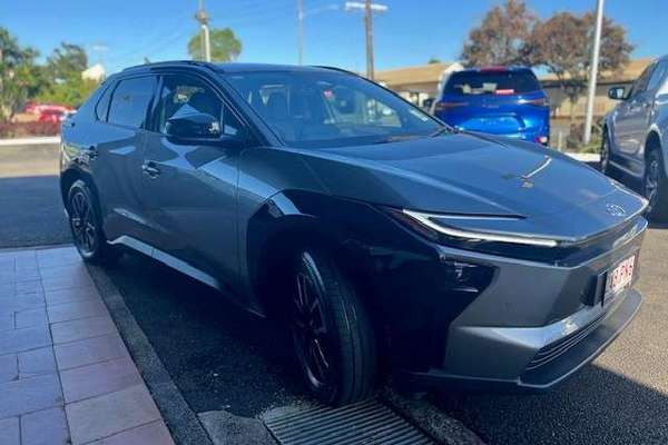 2026 Toyota bZ4X XEAM11R