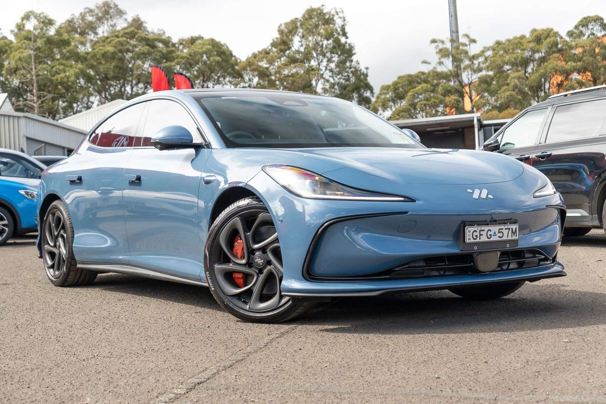 2026 MG IM5 Platinum P12L